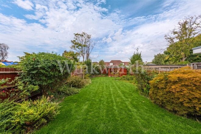 Greenfield Gardens, London, NW2