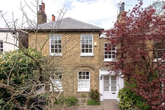 St. Johns Grove, Richmond, TW9