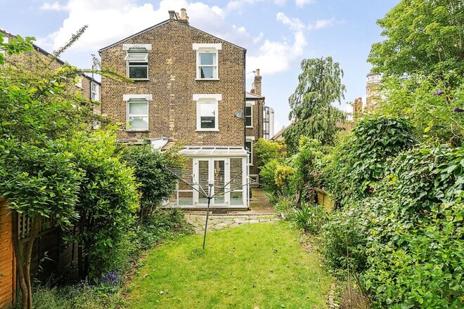 Waller Road, London, SE14