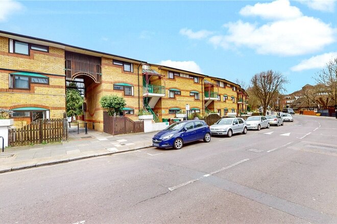 Dartmouth Park Hill, London, N19