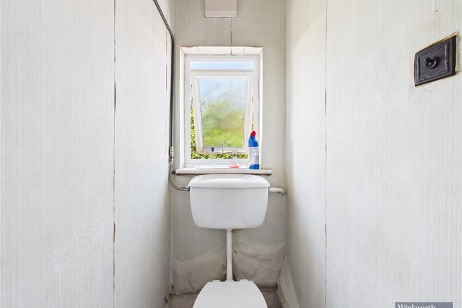 Weald Lane, Harrow, HA3