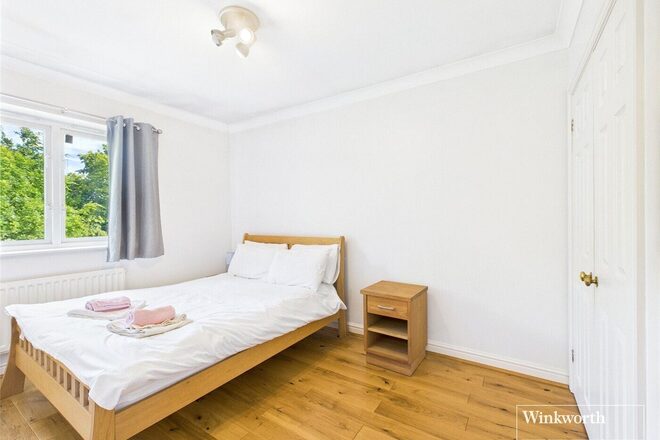 Glenrhondda, Reading, RG4