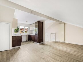 Ashley Road, London, N19