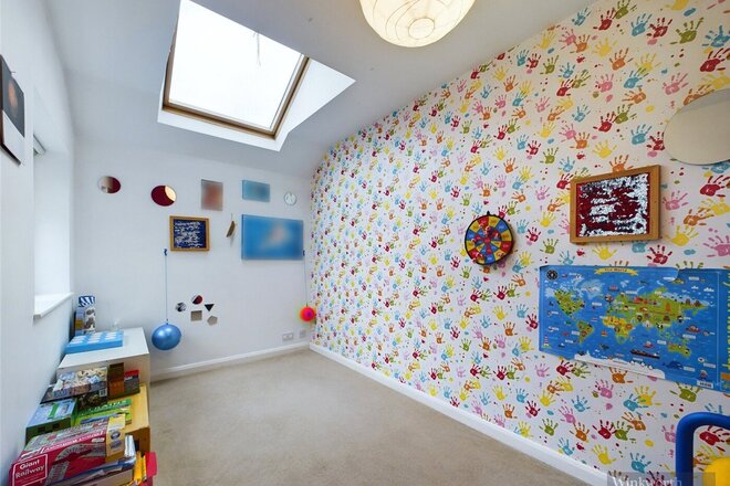 Beresford Avenue, Surbiton, KT5