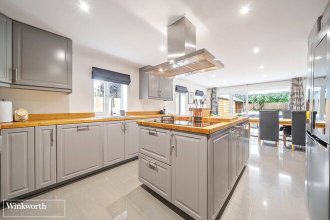 Byfleet Avenue, Basingstoke, RG24
