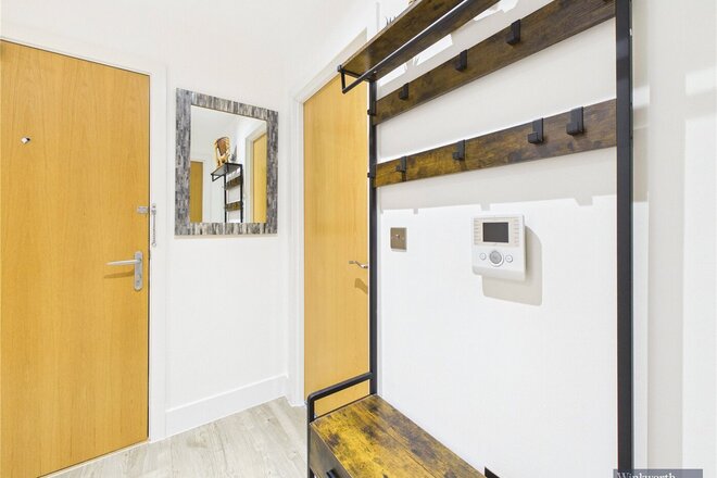 Lyon Road, Harrow, HA1