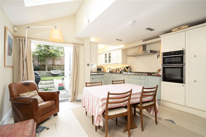 Berrymede Road, London, W4