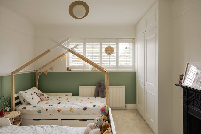 Kidbrooke Park Road, Blackheath, SE3