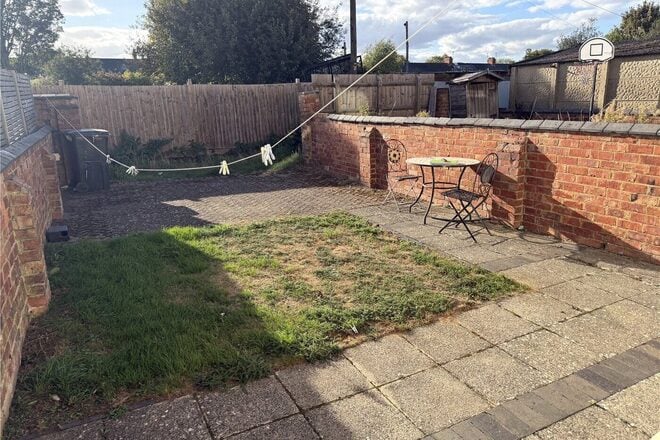 Lutterworth Road, Northamptonshire, NN1