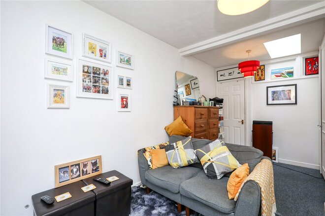Burlington Mews, London, W3