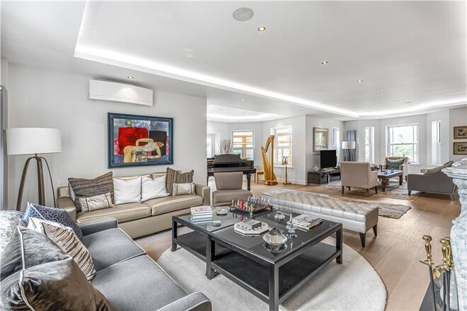 Burges Grove, London, SW13