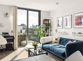 Bridle Mews, London, E1