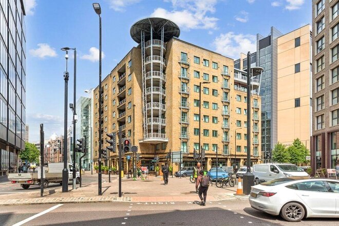 Mansell Street, London, E1