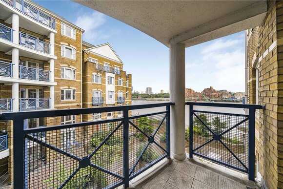 King & Queen Wharf, London, SE16