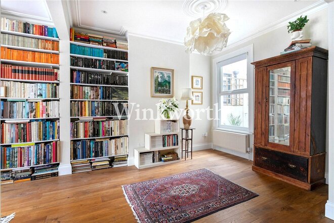 Woodside Gardens, London, N17
