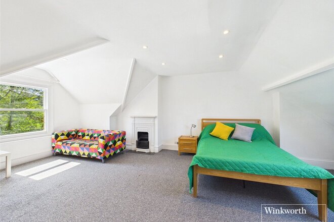 Tilehurst Road, Berkshire, RG30