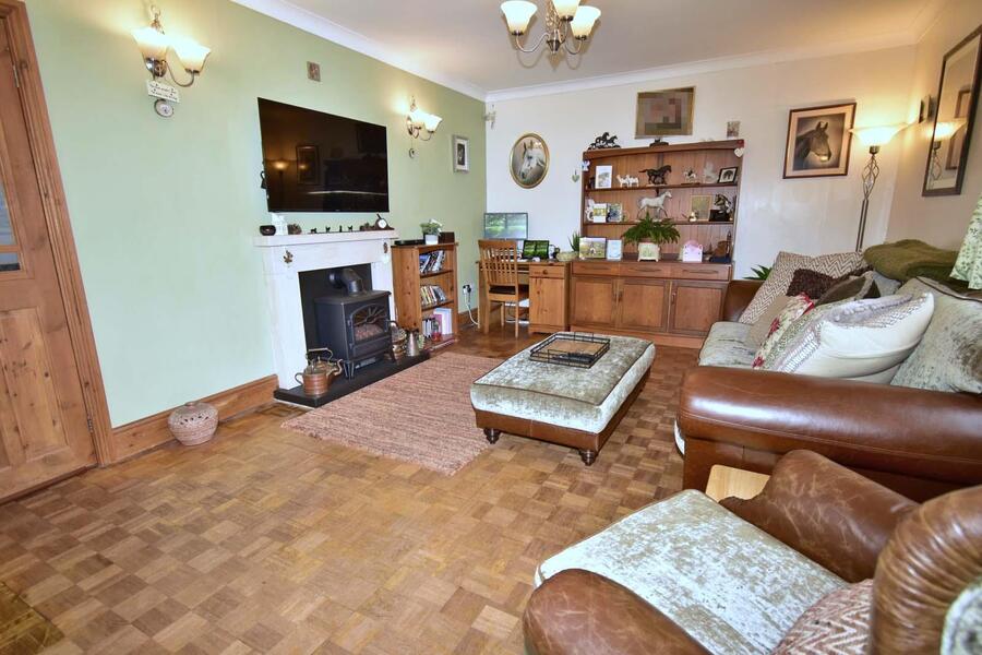 A SITTING ROOM 1.JPG