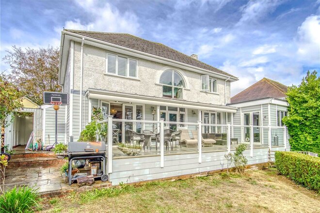 Clifton Road, Poole, BH14