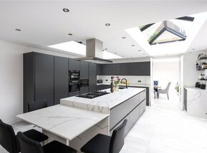 Kingsmead Road, London, SW2