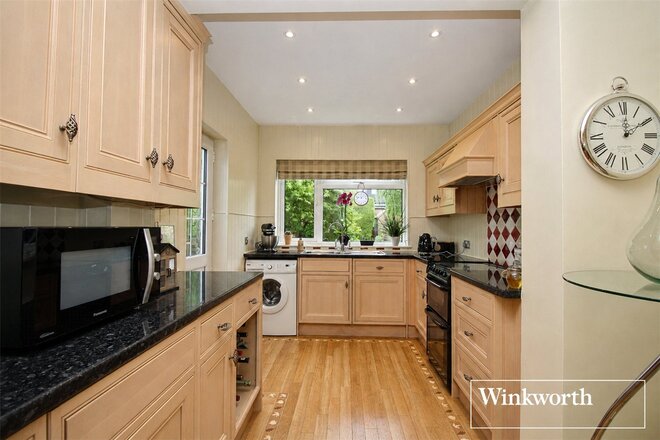 Drayton Road, Hertfordshire, WD6