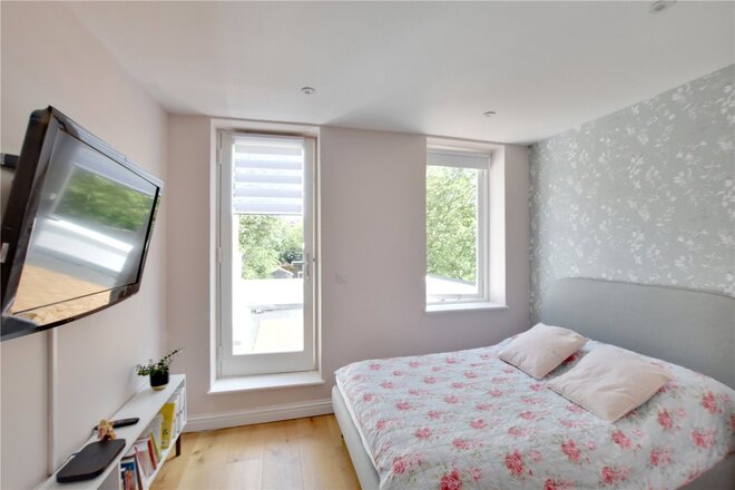 Lee Road, Blackheath, SE3