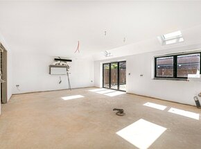 Elmsway, Surrey, TW15