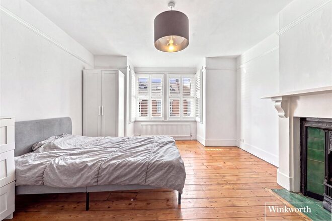 Puller Road, High Barnet, EN5