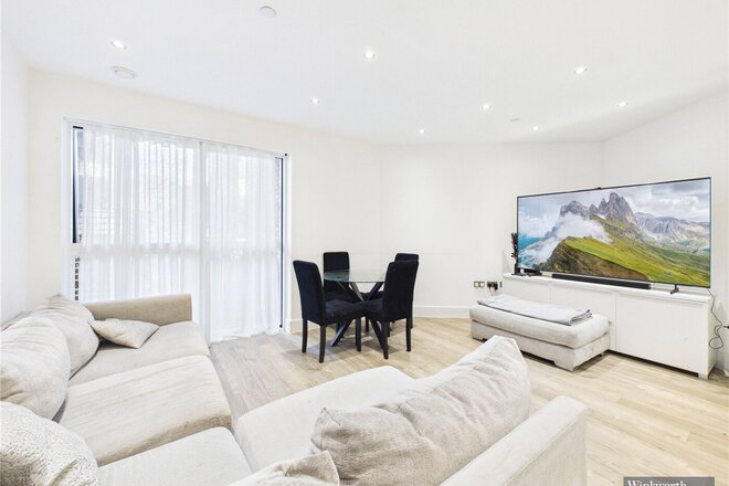 Lyon Road, Harrow, HA1