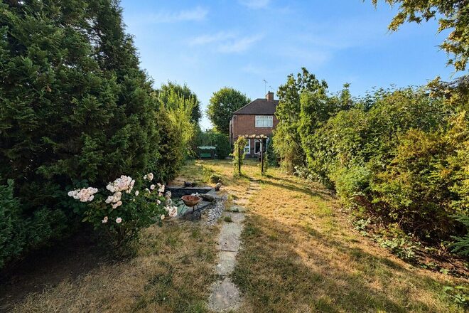 Grasvenor Avenue, Barnet, EN5