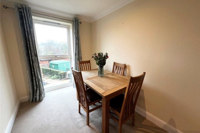 Fleur de Lis, Romsey, SO51