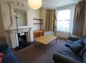 Wellington Crescent, Bristol, BS7