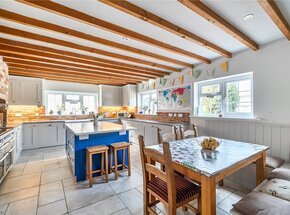 Tanners Lane, Salisbury, SP3