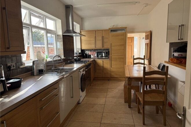 Lutterworth Road, Northamptonshire, NN1
