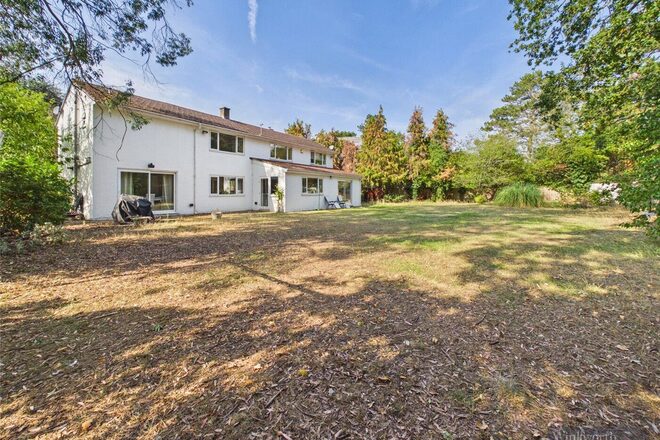 The Paddocks, Weybridge, KT13