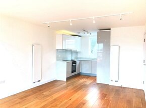 Clifton Terrace, London, N4