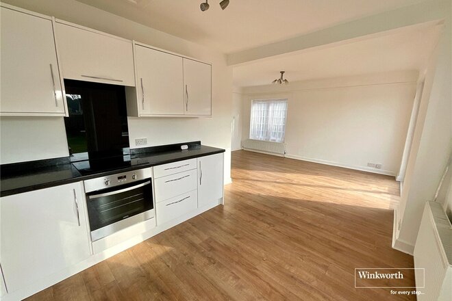 Woodland Way, Highcliffe, BH23