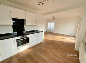 Woodland Way, Highcliffe, BH23