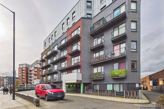 Northolt Road, Middx, HA2