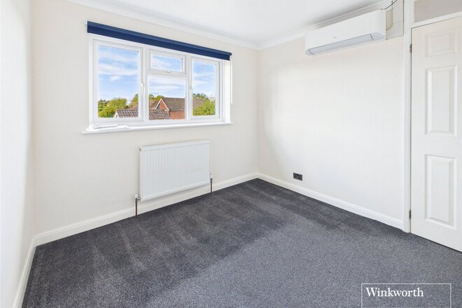 Kestrel Close, Berkshire, RG19