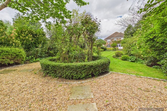 Coombe Lane West, Kingston upon Thames, KT2