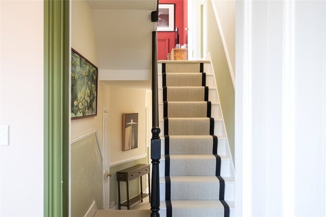 Gleneagle Road, London, SW16