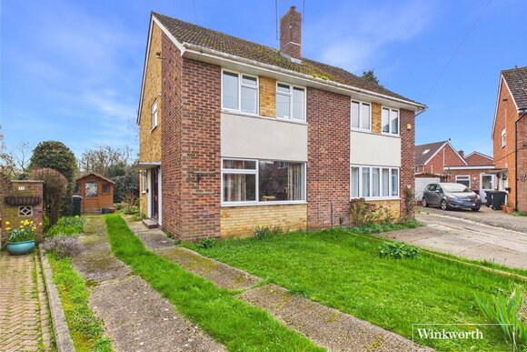 Lea Close, Berkshire, RG30