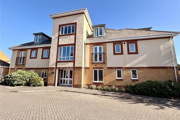 Doulton Gardens, Dorset, BH14