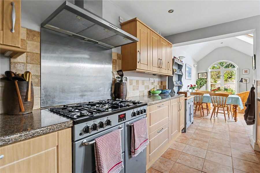 Kitchen/Breakfast