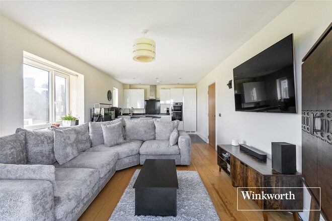 Snowberry Close, High Barnet, EN5