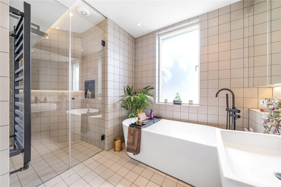 Bathroom P1