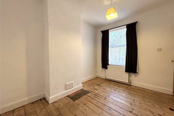 Lea Road, Northampton, NN1