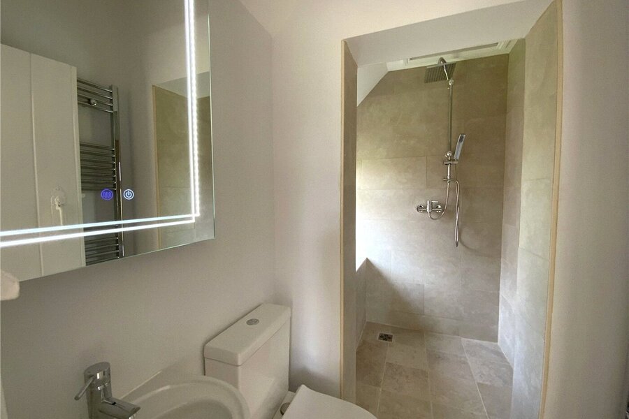 Ensuite