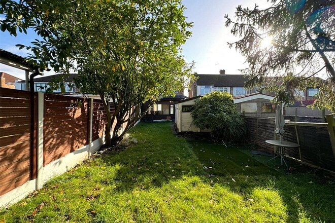 Hiliary Gardens, Stanmore, HA7