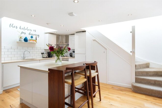 Monkton Street, London, SE11